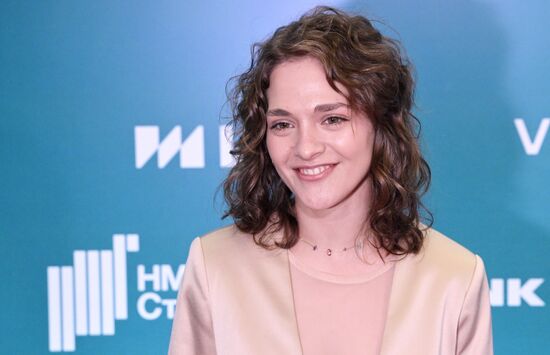 Премьера сериала "Между нами химия"