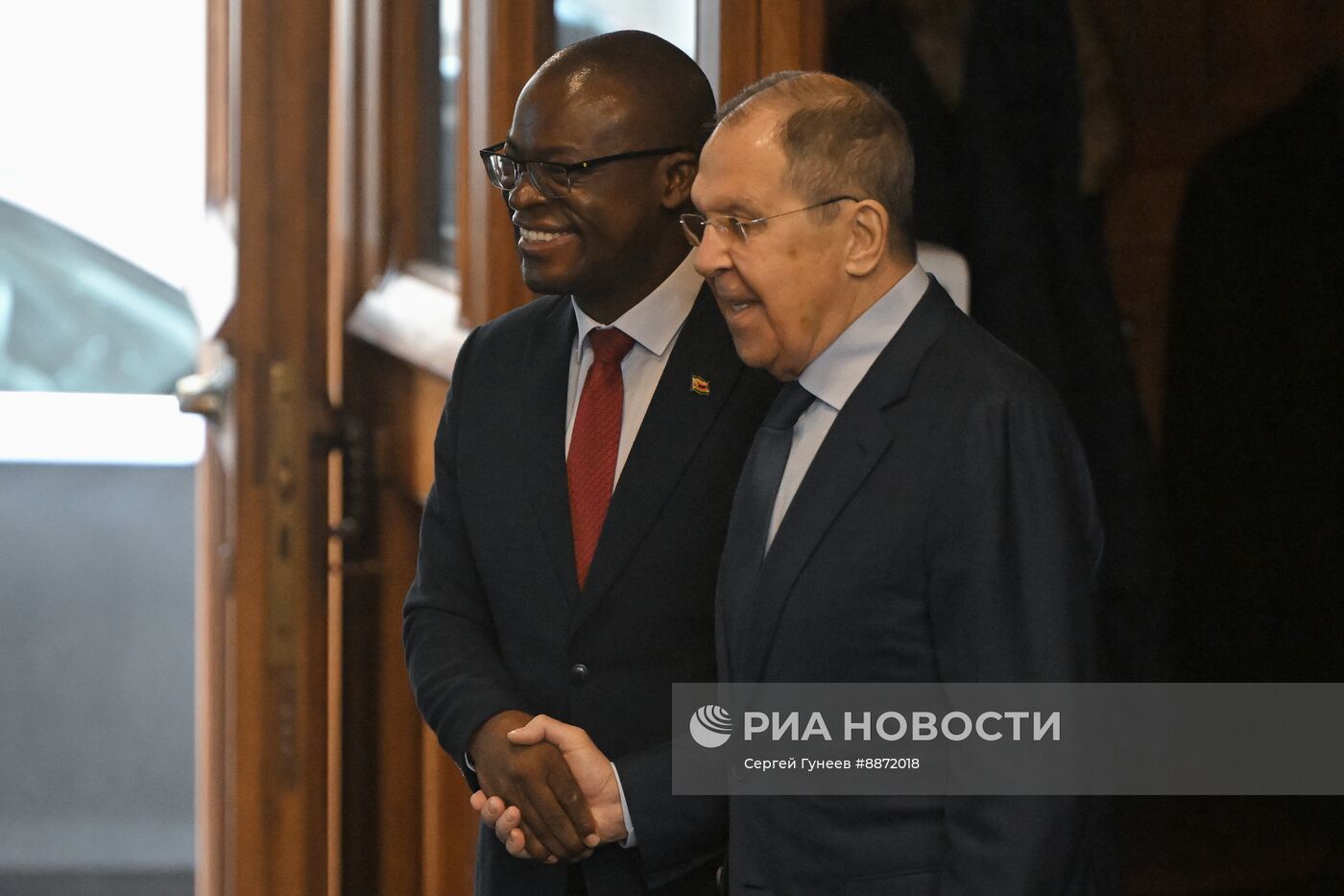 Встреча глав МИД РФ и Зимбабве С. Лаврова и А. Мурвиры