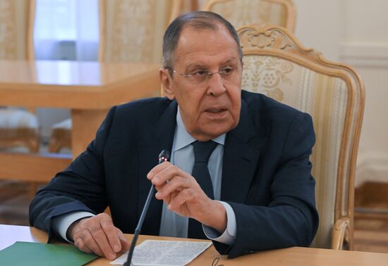 Встреча глав МИД РФ и Зимбабве С. Лаврова и А. Мурвиры