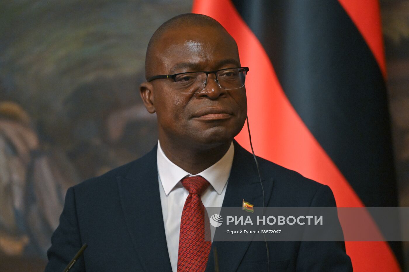 Встреча глав МИД РФ и Зимбабве С. Лаврова и А. Мурвиры