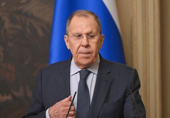 Встреча глав МИД РФ и Зимбабве С. Лаврова и А. Мурвиры