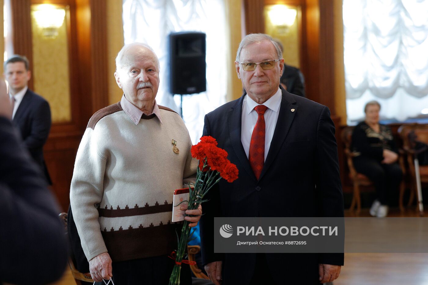 Вручение медалей ветеранам ВОВ к 80-летию Победы в Молдавии