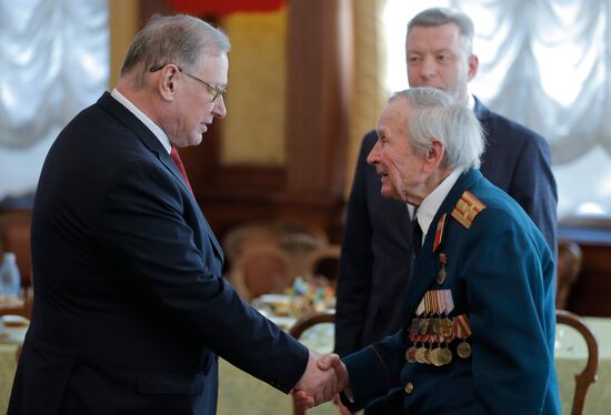 Вручение медалей ветеранам ВОВ к 80-летию Победы в Молдавии