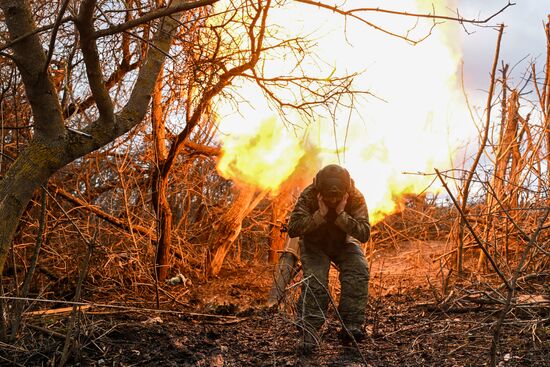 Боевая работа расчета 120мм миномёта 352 полка группировки войск "Север" в Курской области