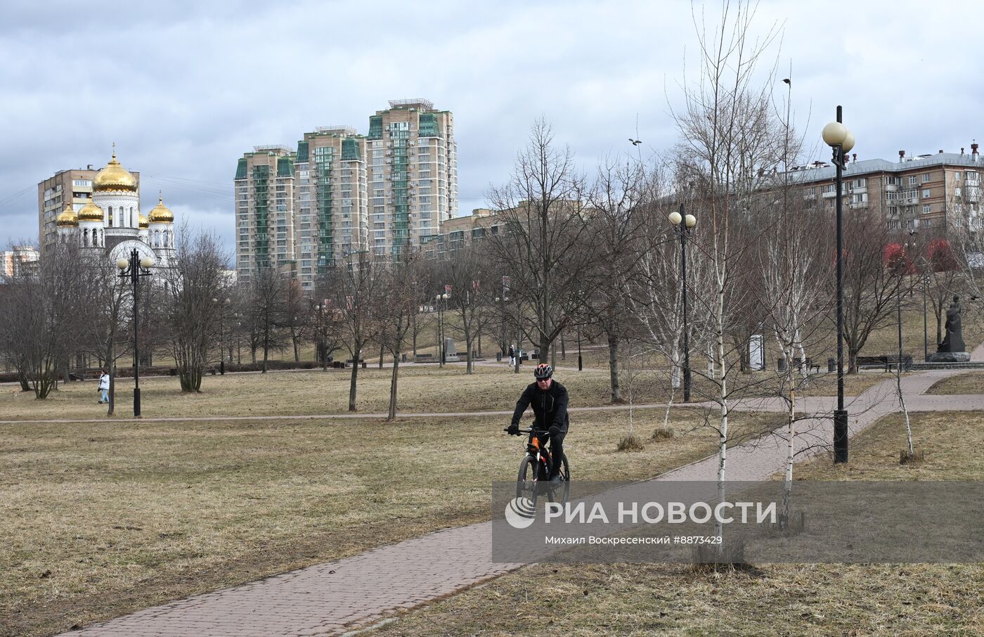 Весна в Москве