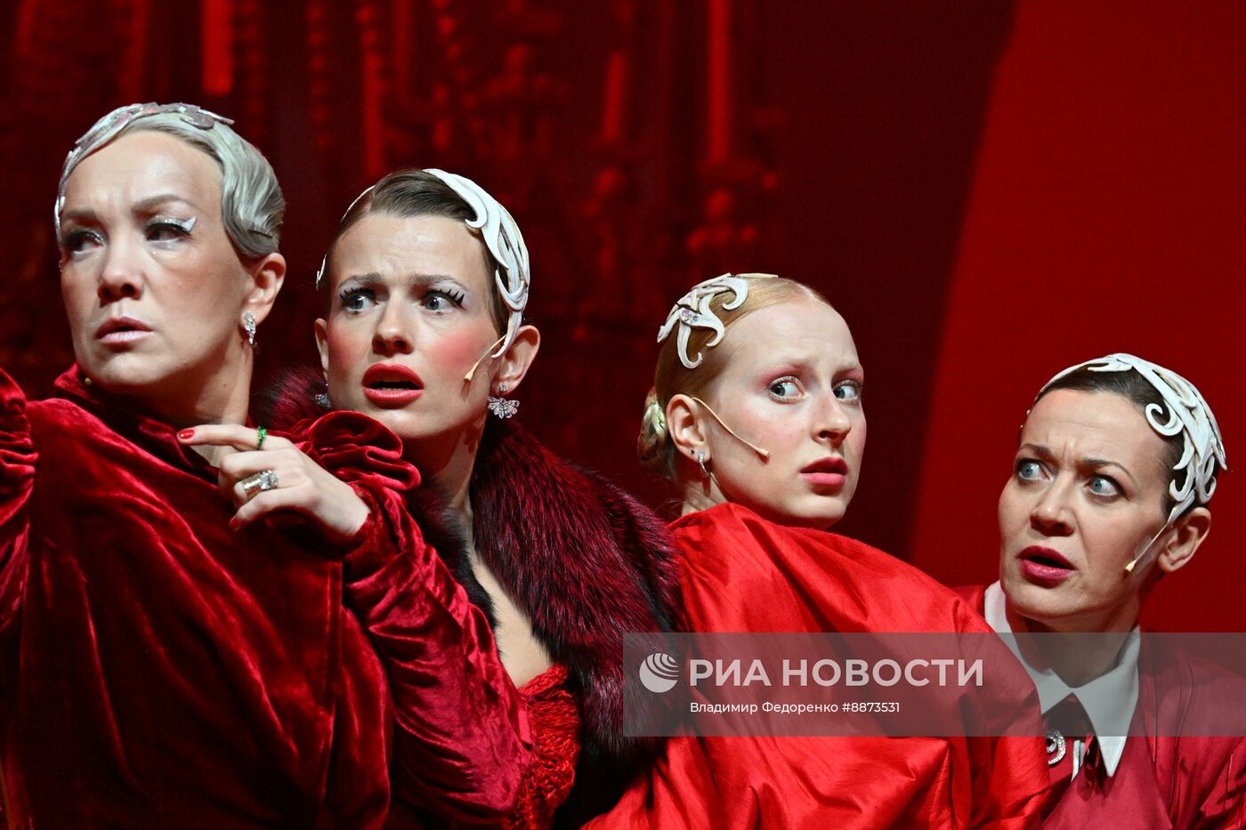 Спектакль "8 разгневанных женщин" в МХТ имени А. П. Чехова