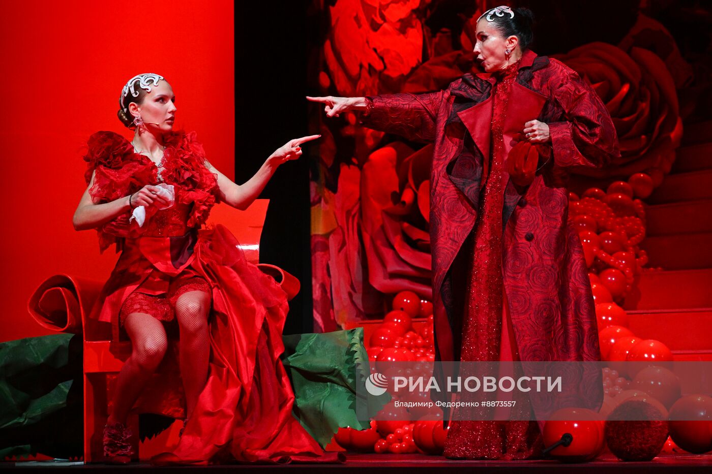 Спектакль "8 разгневанных женщин" в МХТ имени А. П. Чехова