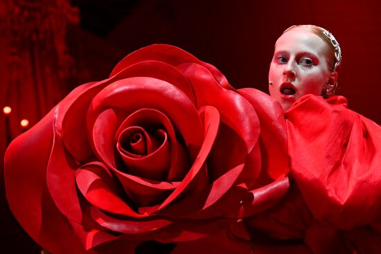 Спектакль "8 разгневанных женщин" в МХТ имени А. П. Чехова 