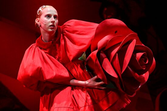 Спектакль "8 разгневанных женщин" в МХТ имени А. П. Чехова 