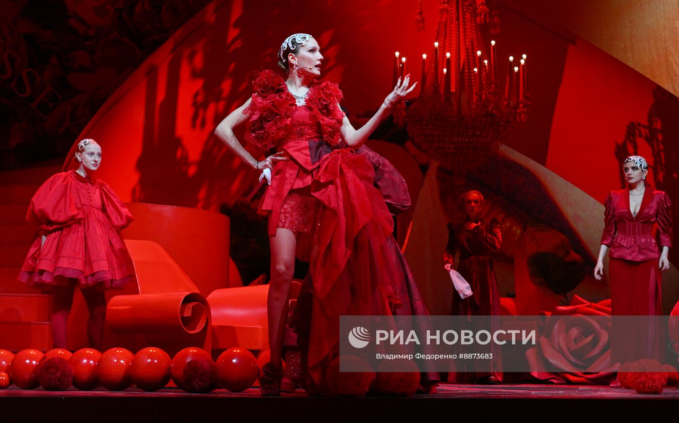 Спектакль "8 разгневанных женщин" в МХТ имени А. П. Чехова