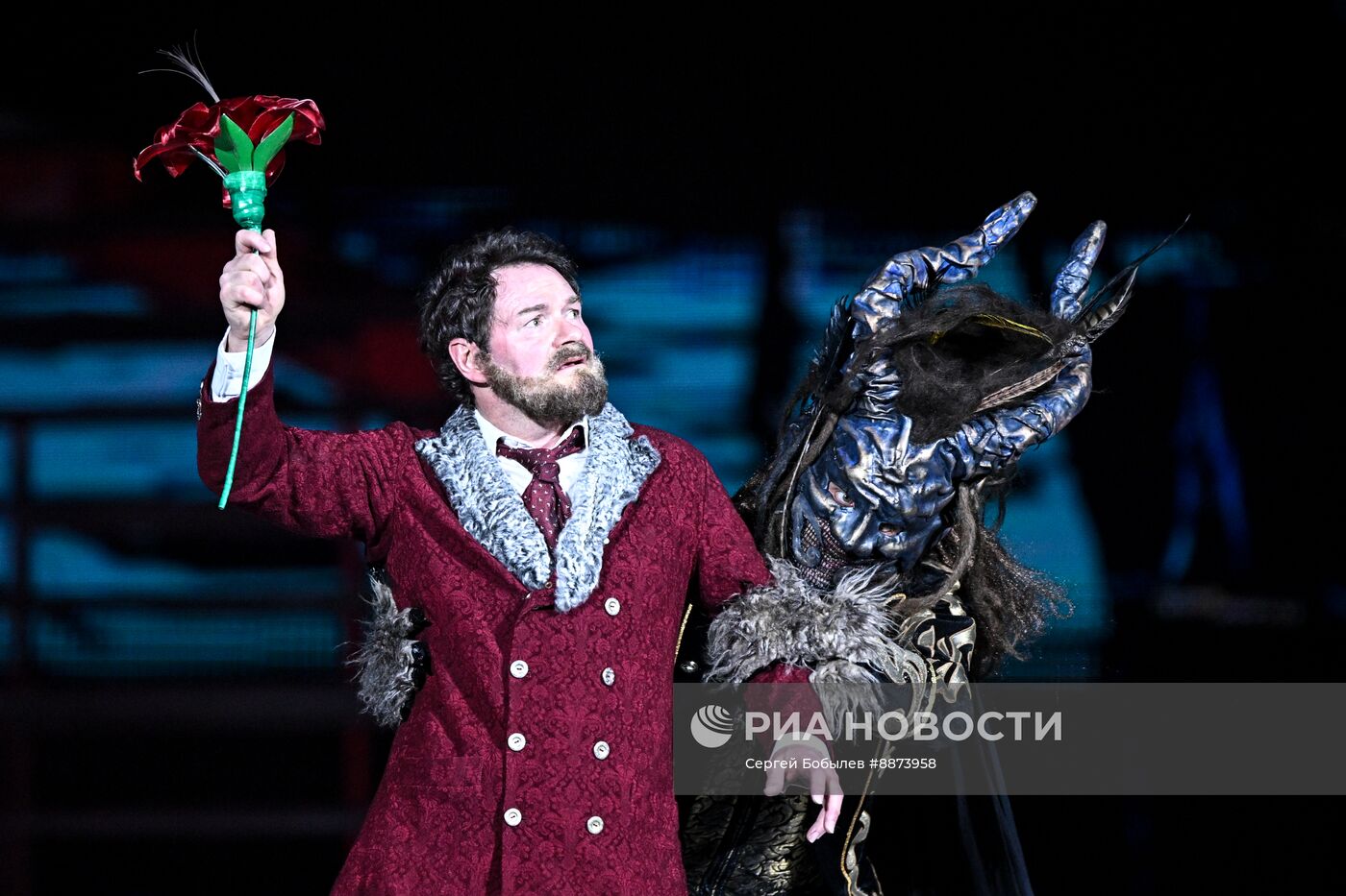 Ледовое шоу "Аленький цветочек"