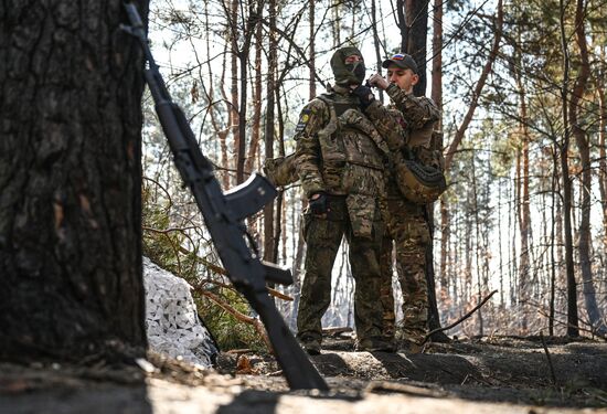 Подготовка к выполнению боевой задачи военнослужащими 177-го полка морской пехоты Каспийской флотилии на Курском направлении