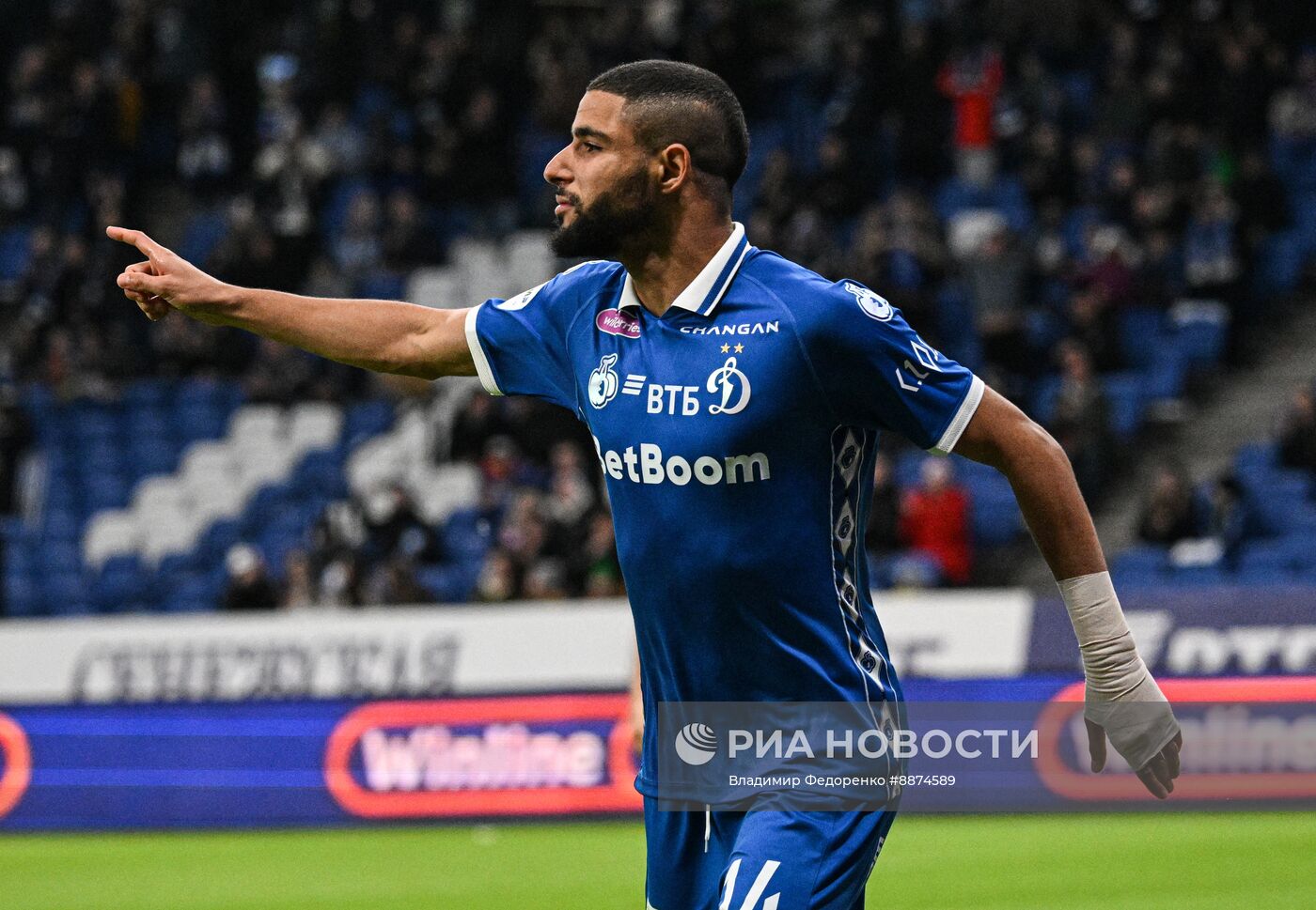 Футбол. РПЛ. Матч "Динамо М" - "Динамо Мх"