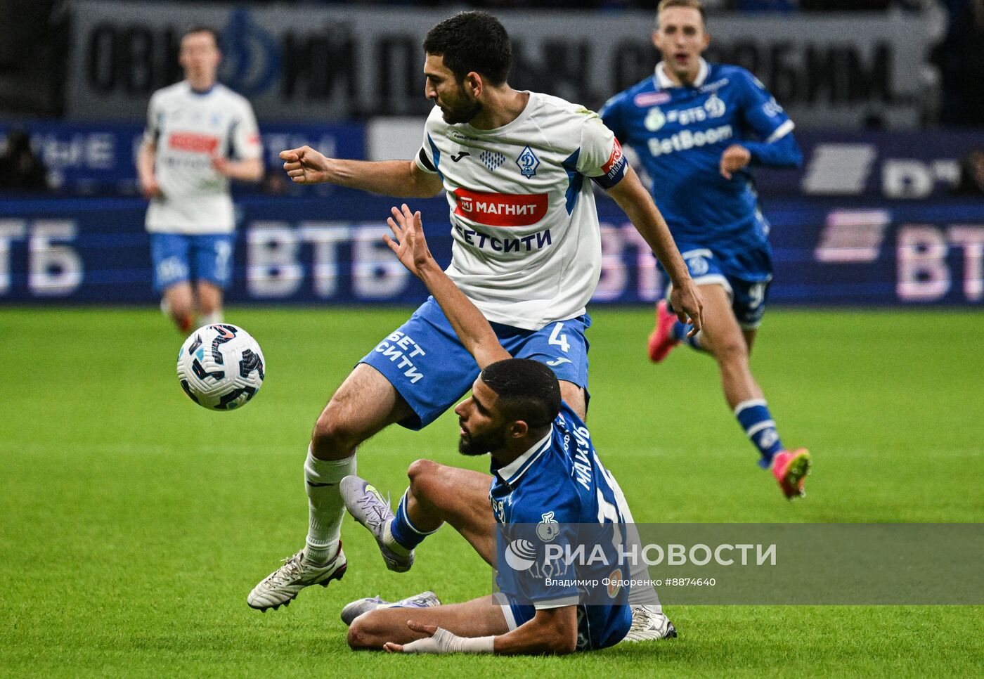 Футбол. РПЛ. Матч "Динамо М" - "Динамо Мх"