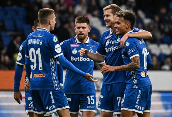 Футбол. РПЛ. Матч "Динамо М" - "Динамо Мх"