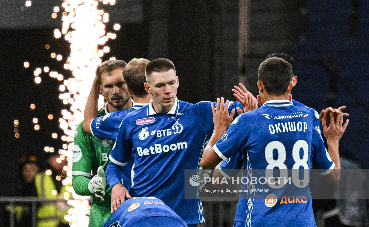 Футбол. РПЛ. Матч "Динамо М" - "Динамо Мх"