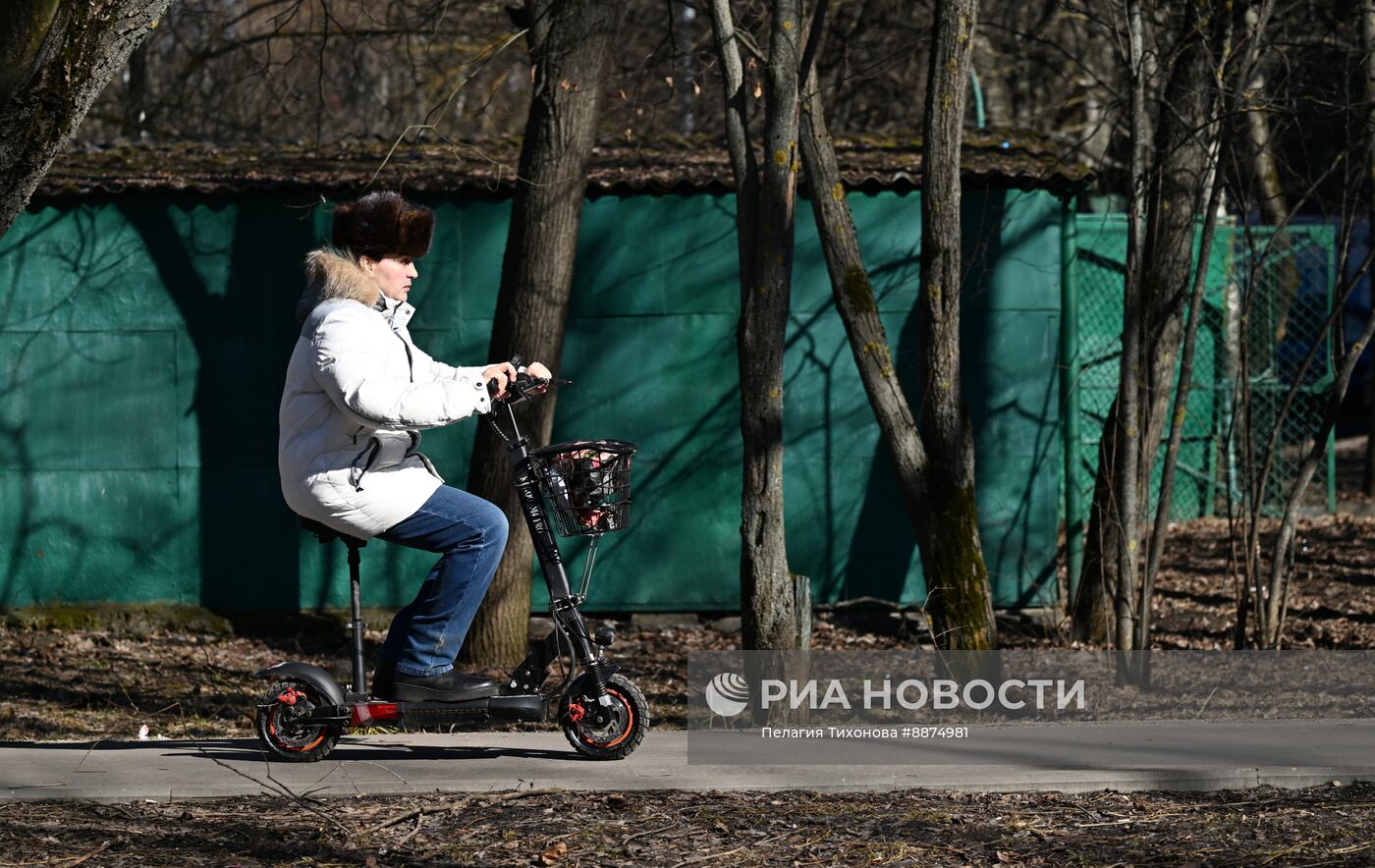 Весна в Москве