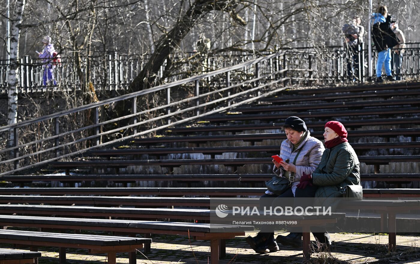 Весна в Москве