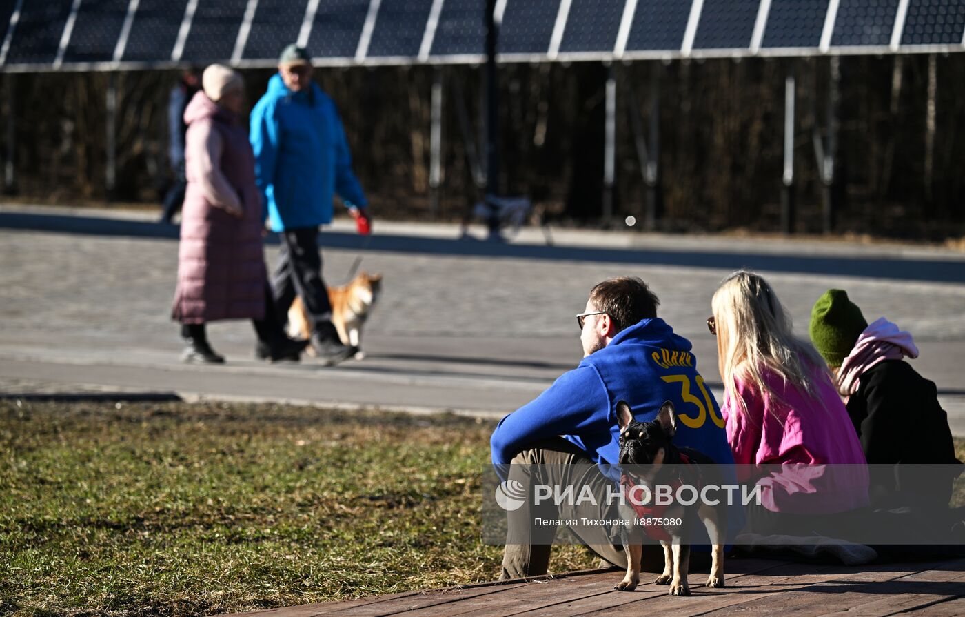 Весна в Москве