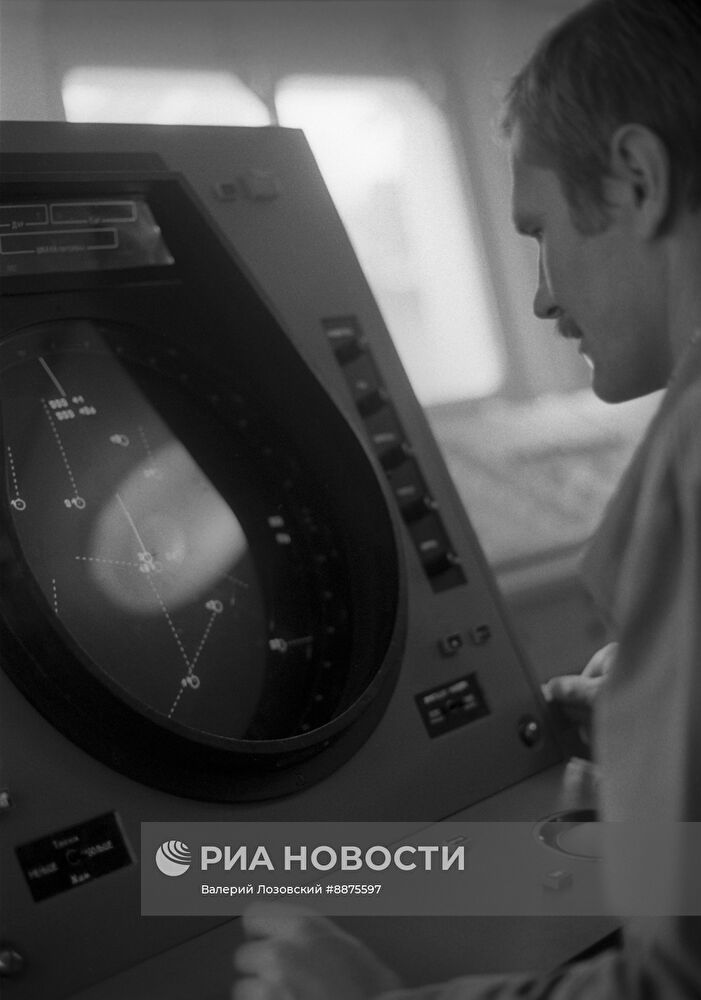 Атомный ледокол "Россия"