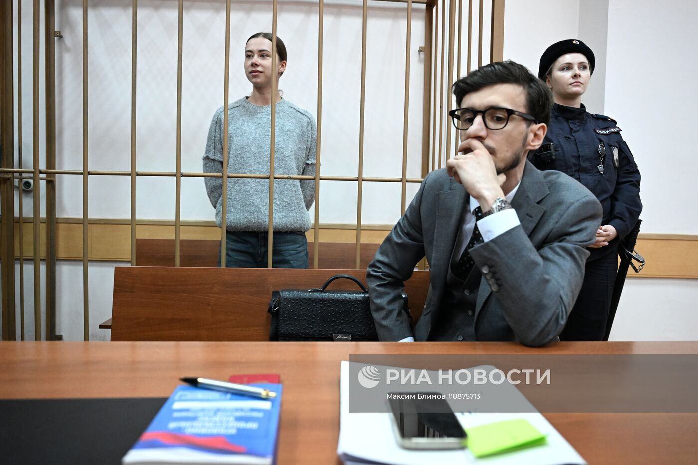 Избрание меры пресечения блогеру Александре Митрошиной