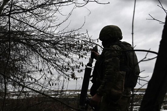 Боевая работа минометного расчета группировки войск "Север" в Курской области