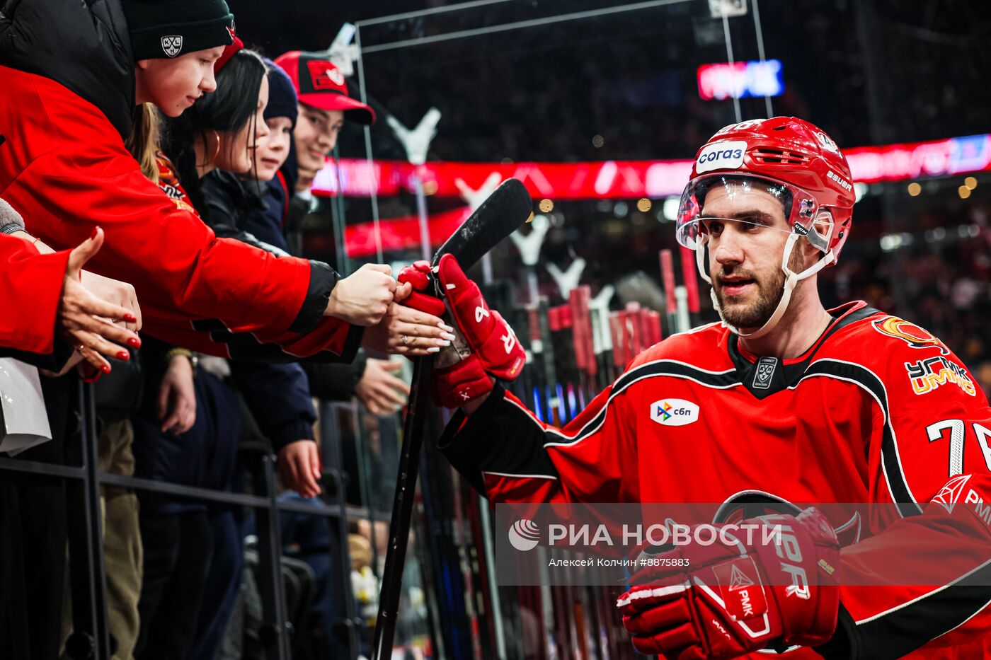 Хоккей. КХЛ. Матч "Автомобилист" - ЦСКА