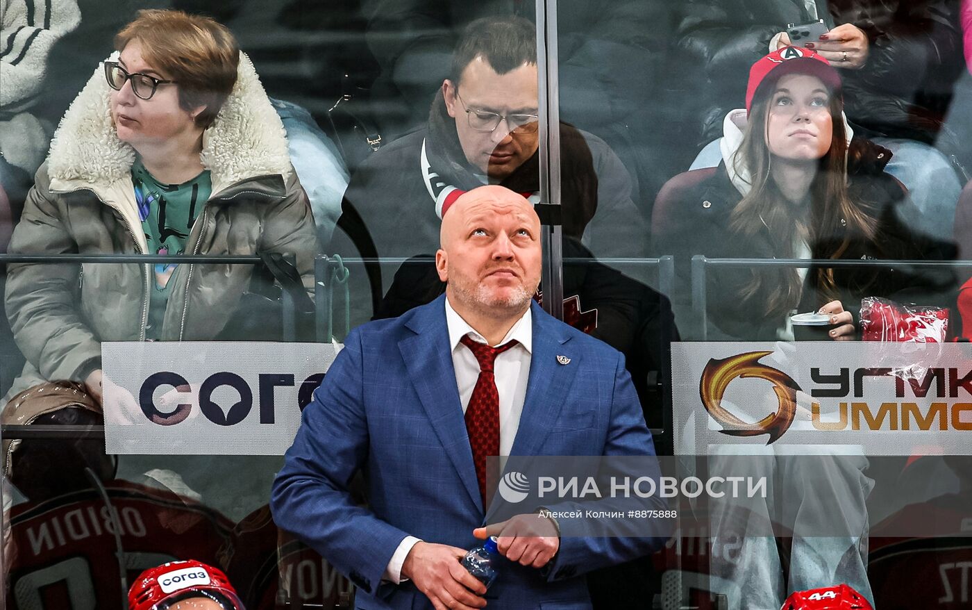 Хоккей. КХЛ. Матч "Автомобилист" - ЦСКА