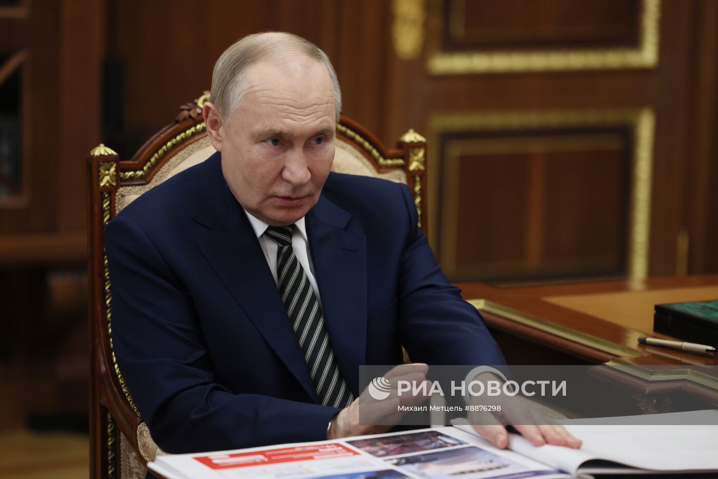 Президент Владимир Путин встретился с губернатором Архангельской области Александром Цыбульским