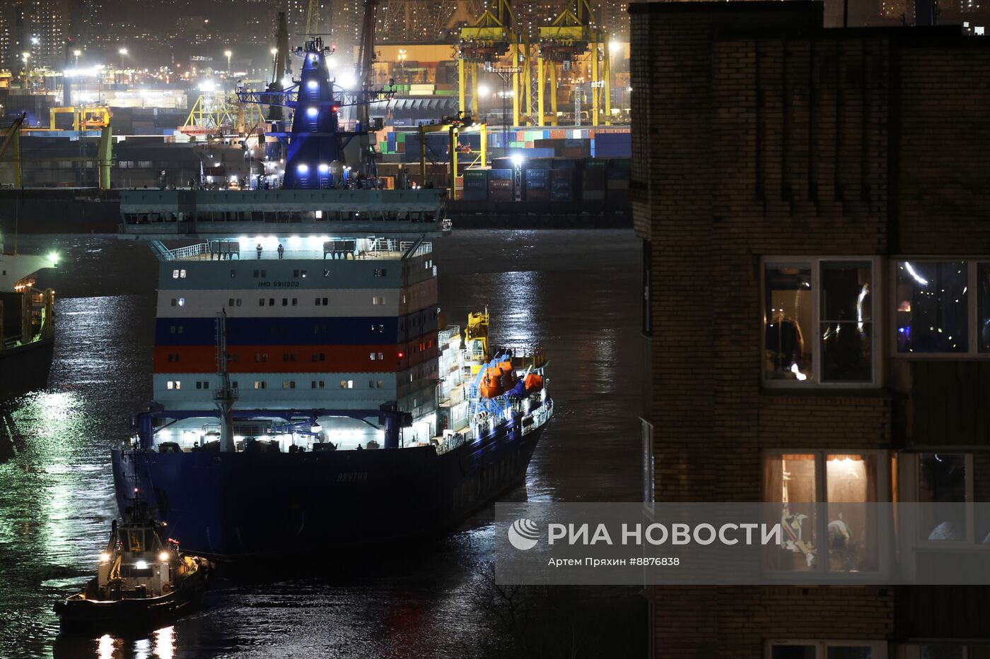 Атомный ледокол "Якутия" в Санкт-Петербурге 