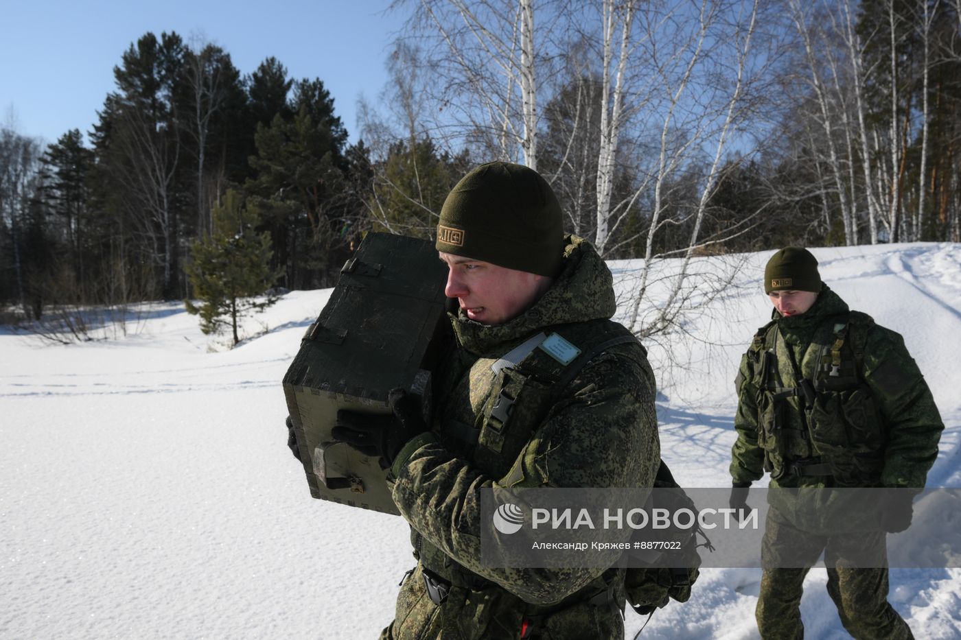 Подрыв льда на реке в Новосибирской области