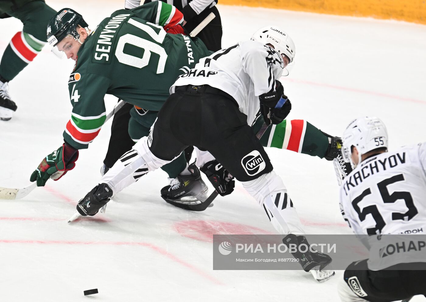 Хоккей. КХЛ. Матч "Ак Барс" - "Трактор"