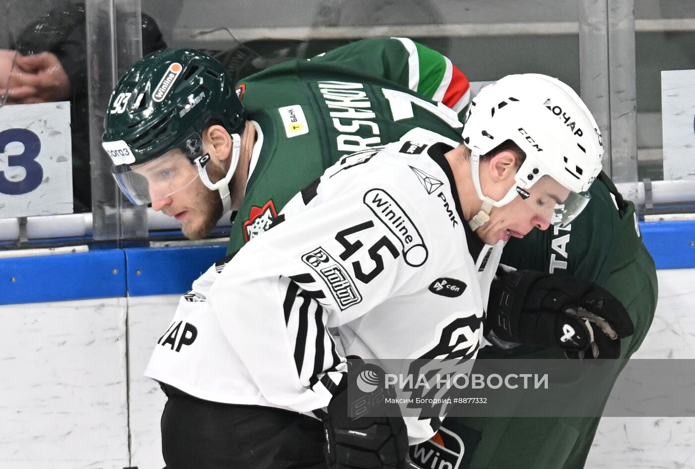 Хоккей. КХЛ. Матч "Ак Барс" - "Трактор"