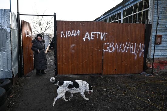 Эвакуация беженцев спецназом "Ахмат" из Суджанского района