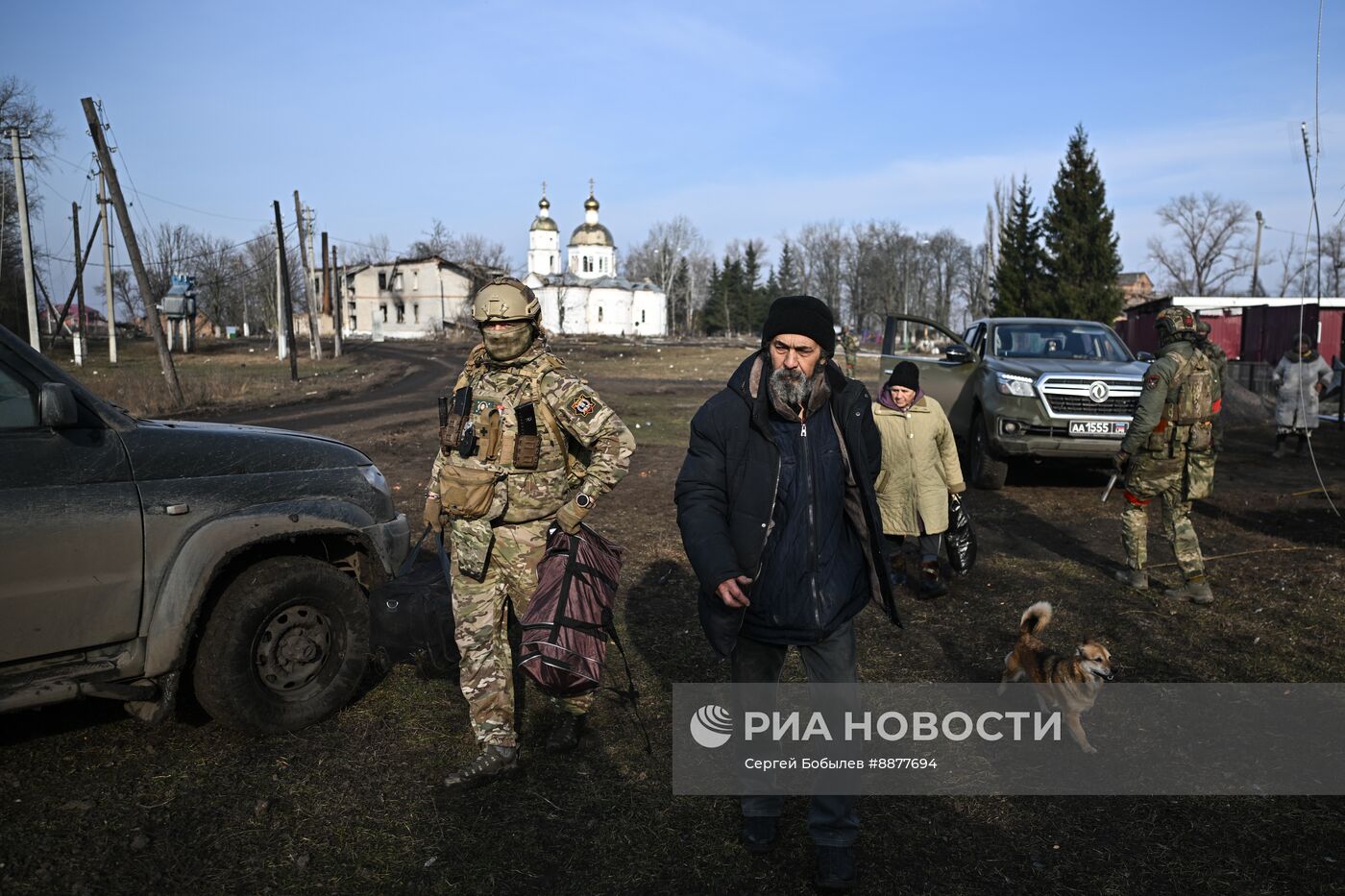 Эвакуация беженцев спецназом "Ахмат" из Суджанского района