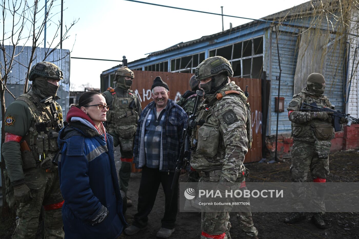 Эвакуация беженцев спецназом "Ахмат" из Суджанского района