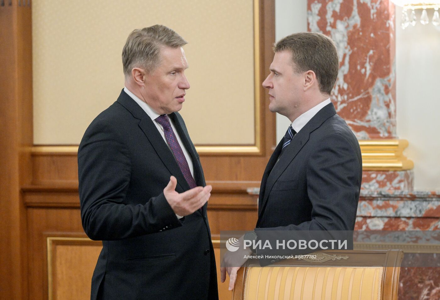 Премьер-министр Михаил Мишустин провел заседание правительства РФ