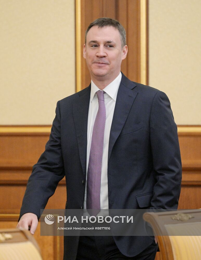 Премьер-министр Михаил Мишустин провел заседание правительства РФ