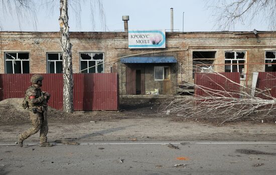 Российские военные в освобожденной Судже