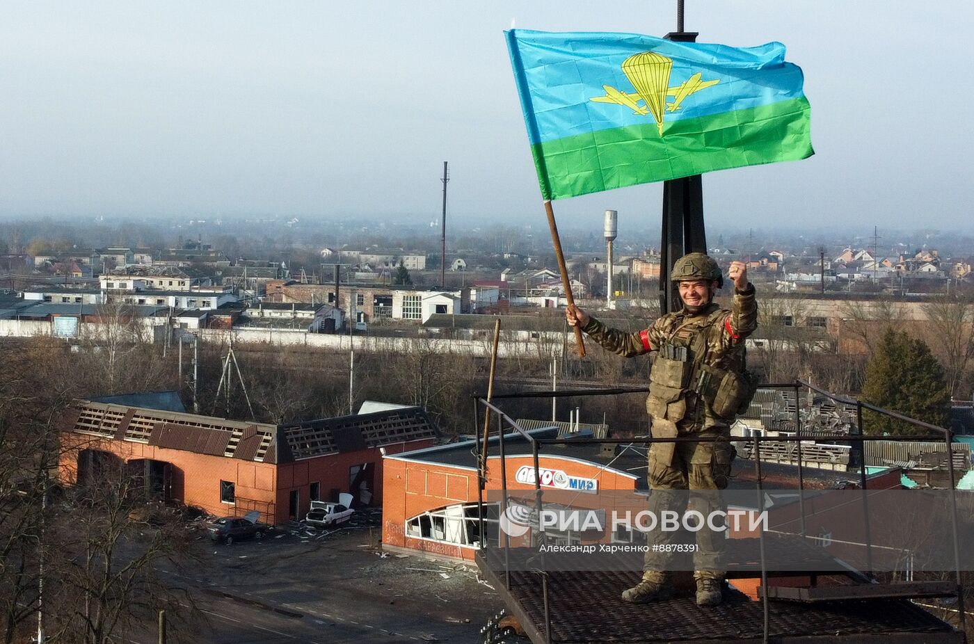 Российские военные в освобожденной Судже