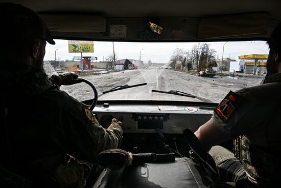 Российские военные в освобожденной Судже