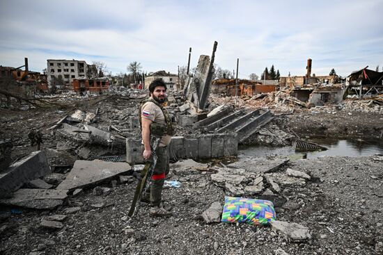 Российские военные в освобожденной Судже