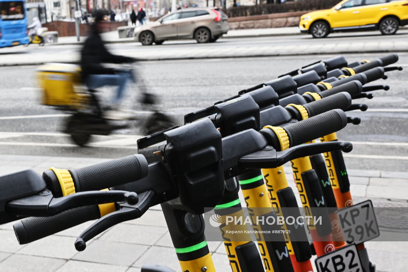 Открытие сезона велопроката и аренды электросамокатов в Москве