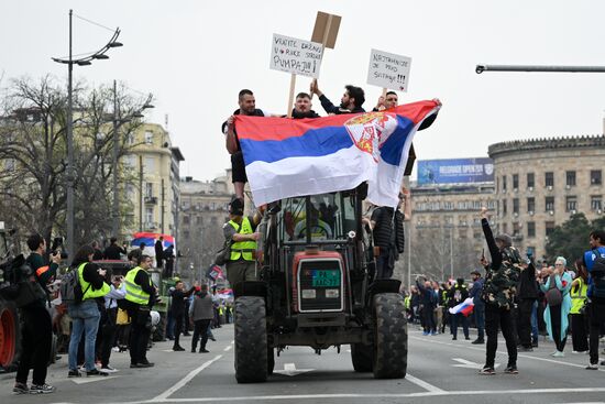 Протесты в Белграде