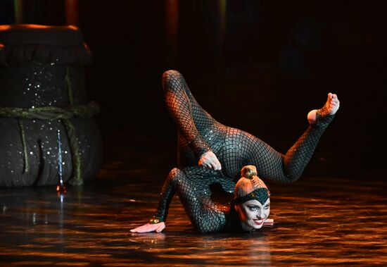 Спектакль "И приснится же такое..." в театре танца Аллы Духовой