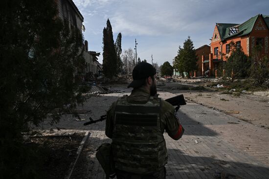 Российские военные в освобожденной Судже