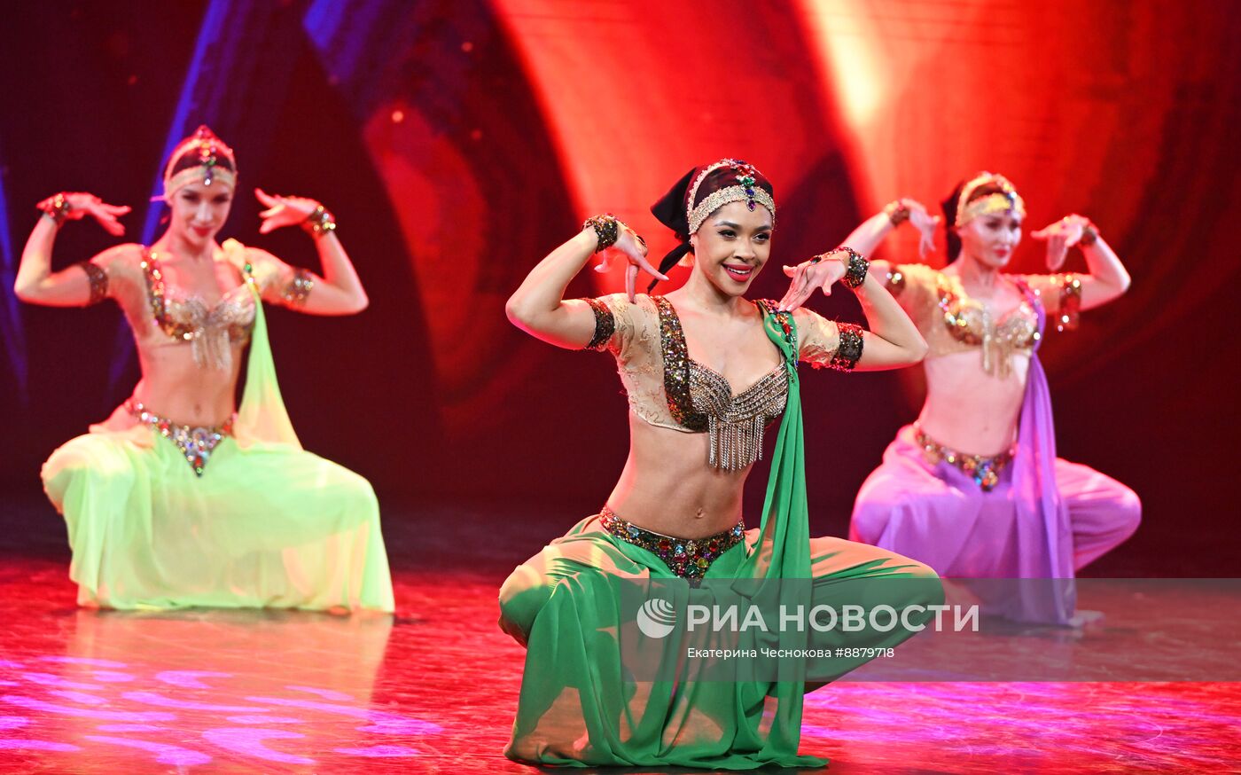 Спектакль "И приснится же такое..." в театре танца Аллы Духовой