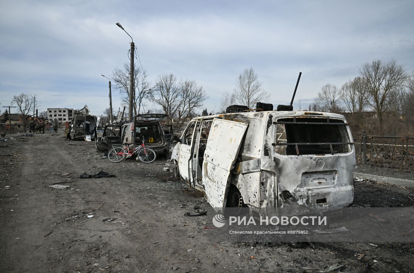 Российские военные в освобожденной Судже