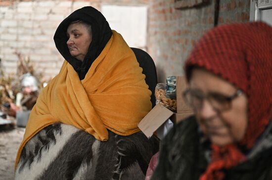 Эвакуация мирных жителей из Суджи