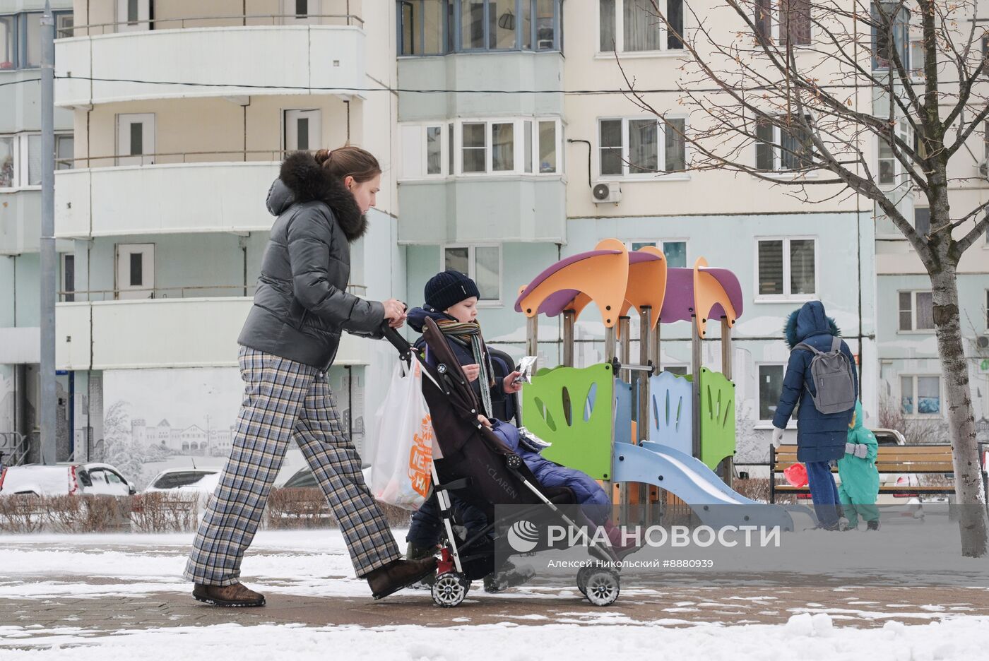 Снег в Москве